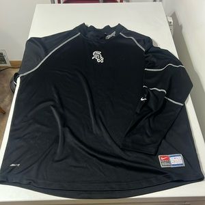Men’s XXL NikeFit Chicago White Sox long sleeve shirt